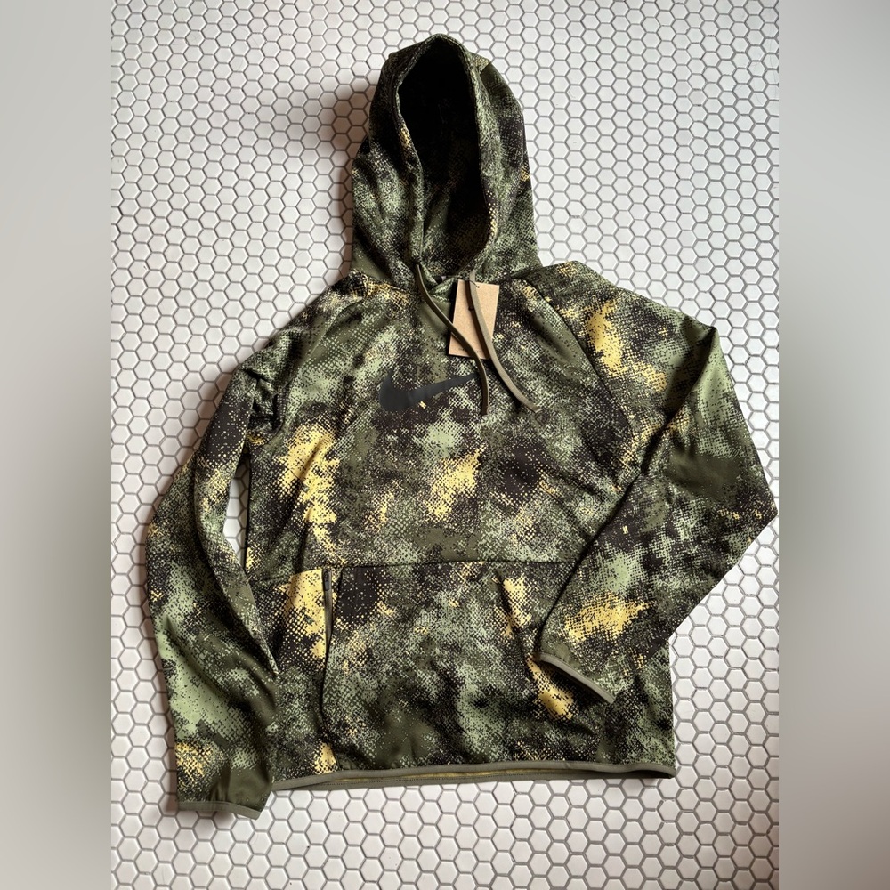 NWT Nike Therma-Fit Green and Yellow Hoodie